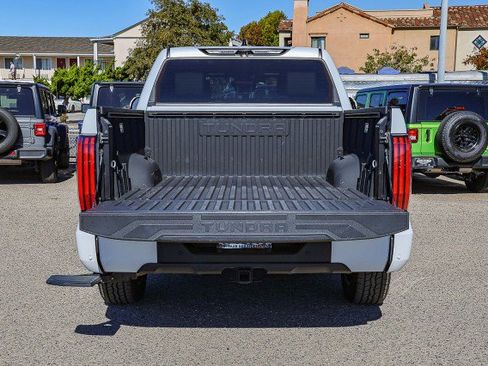 Used 2023 Toyota Tundra Platinum image 6