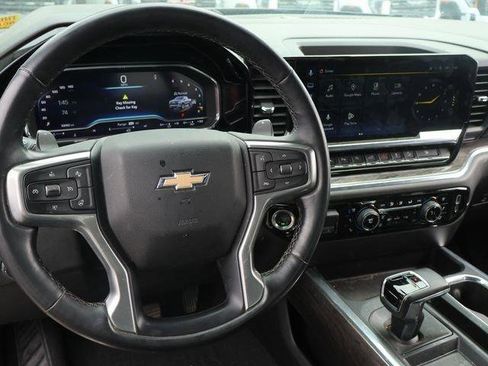 Used 2024 Chevrolet Silverado 1500 LTZ AWD/4WD image 24