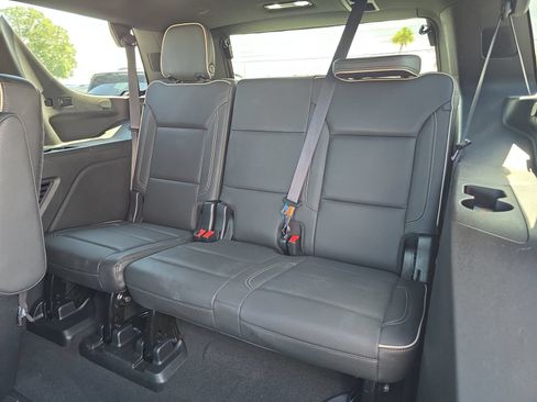 Used 2021 Chevrolet Tahoe Premier AWD/4WD image 15