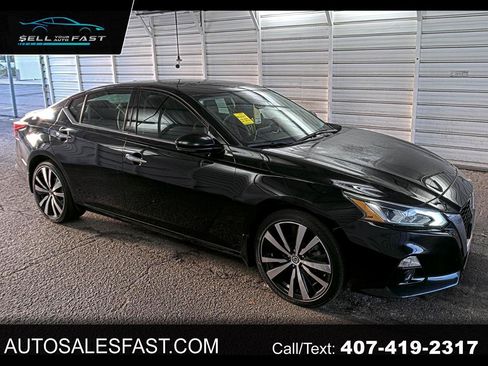 Used 2019 Nissan Altima 2.5 Platinum AWD/4WD image 1