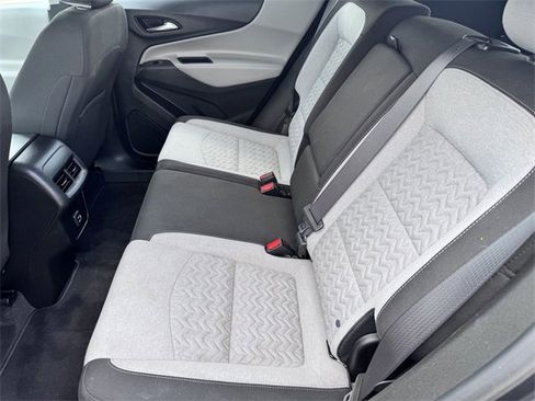 Used 2022 Chevrolet Equinox LS w/ LS Convenience Package image 25