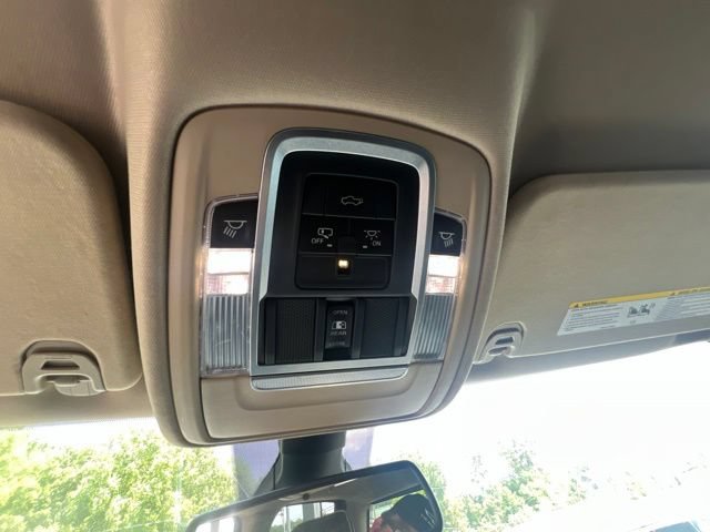 Used 2019 RAM 1500 Laramie AWD/4WD image 46
