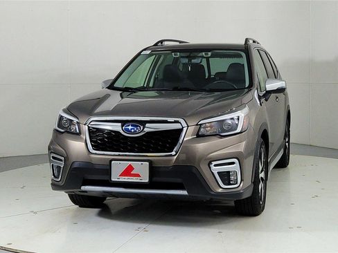 Used 2021 Subaru Forester Touring image 2