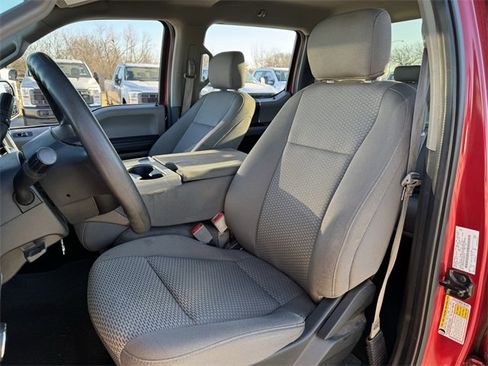 Used 2020 Ford F150 XLT image 23