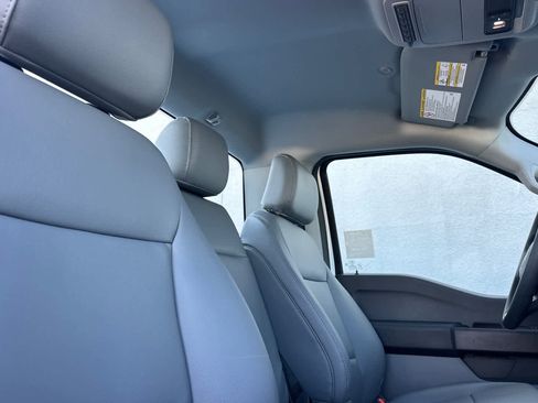 New 2026 Ford F250 XL w/ XL Chrome Package image 15