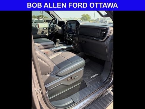 Used 2022 Ford F150 XLT w/ Equipment Group 302A High AWD/4WD image 16