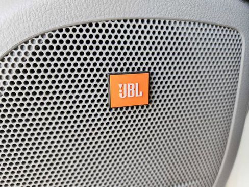 Used 2013 Toyota Highlander Limited image 27