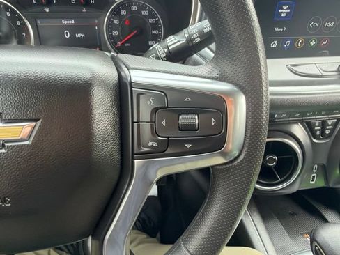 Used 2024 Chevrolet Blazer LT w/ Convenience Package FWD image 24