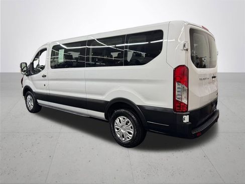 Used 2023 Ford Transit 350 XLT RWD image 4