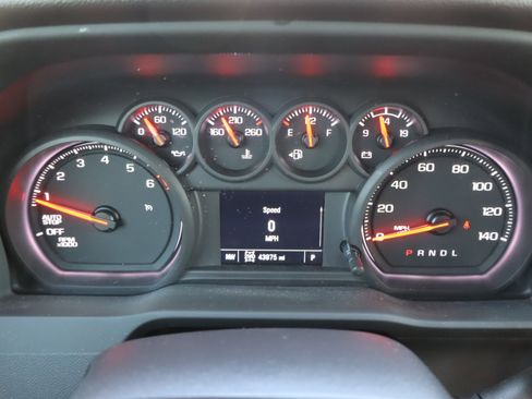 Used 2024 Chevrolet Silverado 1500 Custom Trail Boss AWD/4WD image 23