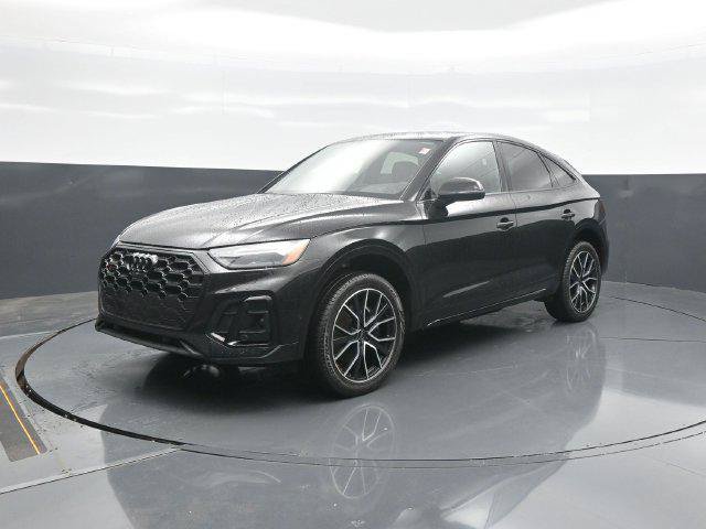 Used 2024 Audi SQ5 Prestige w/ Prestige Package AWD/4WD image 3