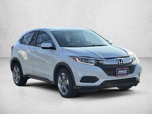 Used 2021 Honda HR-V LX image 3