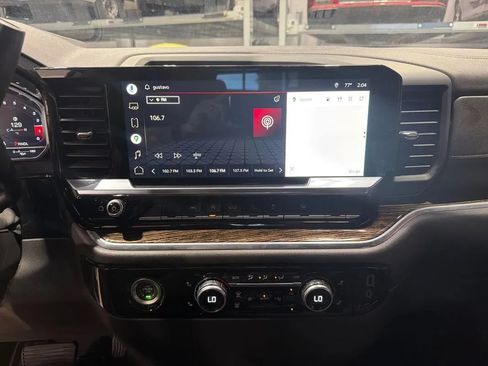 Used 2022 GMC Sierra 1500 Elevation RWD image 18