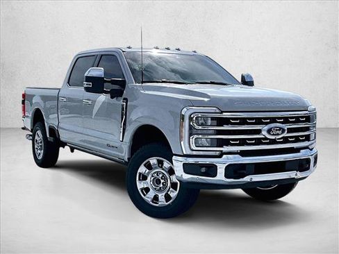 Used 2025 Ford F250 Lariat w/ Lariat Ultimate Package AWD/4WD image 12