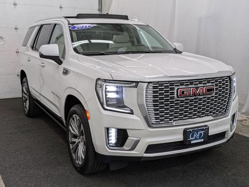 Used 2021 GMC Yukon Denali w/ Denali Premium Package image 38