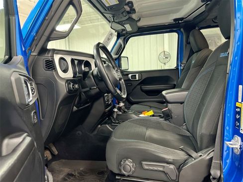 Used 2021 Jeep Wrangler Unlimited Islander image 18