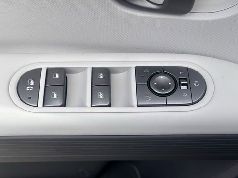 Used 2025 Hyundai Ioniq 5 SEL image 20