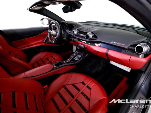 Used 2021 Ferrari 812 GTS RWD image 22
