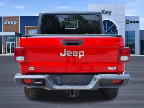 Used 2022 Jeep Gladiator Overland w/ Cold Weather Group AWD/4WD image 4