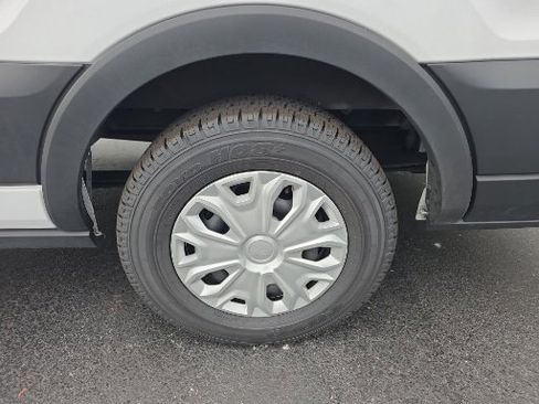 Certified 2024 Ford Transit 350 XLT RWD image 22