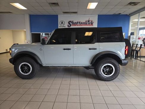 Used 2023 Ford Bronco Black Diamond w/ Sasquatch Package AWD/4WD image 5