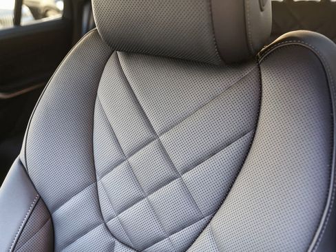 Used 2025 BMW X5 sDrive40i image 24