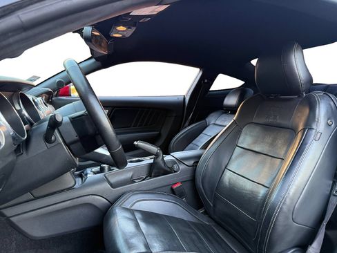 Used 2015 Ford Mustang GT Premium w/ GT Performance Package RWD image 9