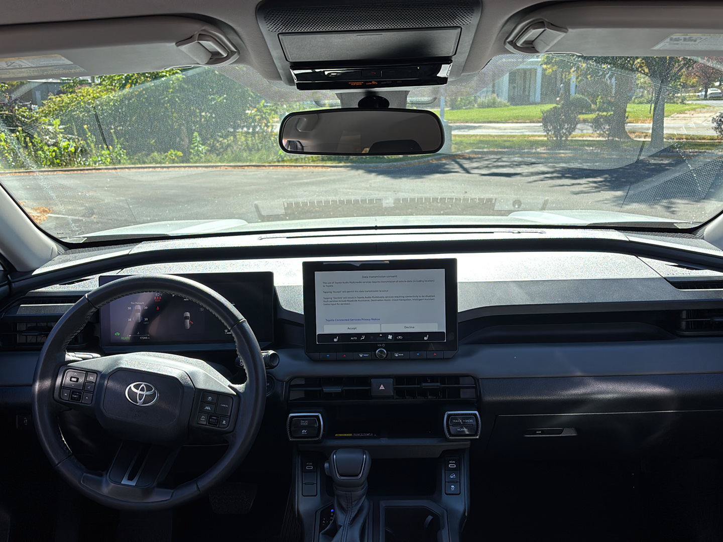Used 2026 Toyota RAV4 XLE Premium AWD/4WD image 18