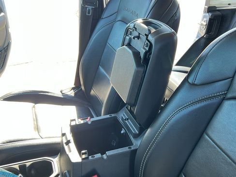 Used 2020 Jeep Wrangler Unlimited Sahara w/ Cold Weather Group image 20