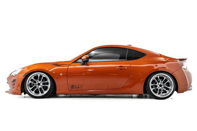 Used 2017 Toyota 86 RWD image 10