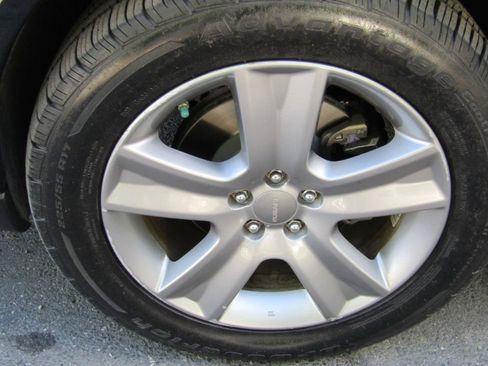Used 2005 Subaru Outback 3.0R L.L. Bean AWD/4WD image 32