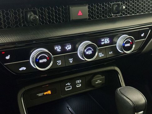 Used 2023 Honda CR-V Sport Touring image 17