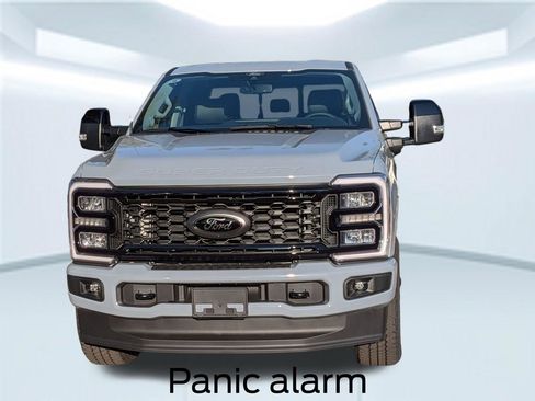 New 2026 Ford F250 Lariat w/ Black Appearance Package image 20