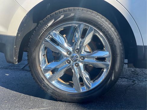 Used 2011 Ford Edge Limited w/ 302A Rapid Spec Order Code image 28