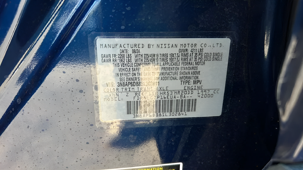 Used 2025 Nissan Kicks SR AWD/4WD image 27