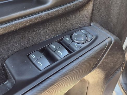 Used 2024 Chevrolet Silverado 2500 Custom w/ Custom Convenience Package image 15