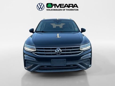 Used 2022 Volkswagen Tiguan SE w/ Panoramic Sunroof Package image 8