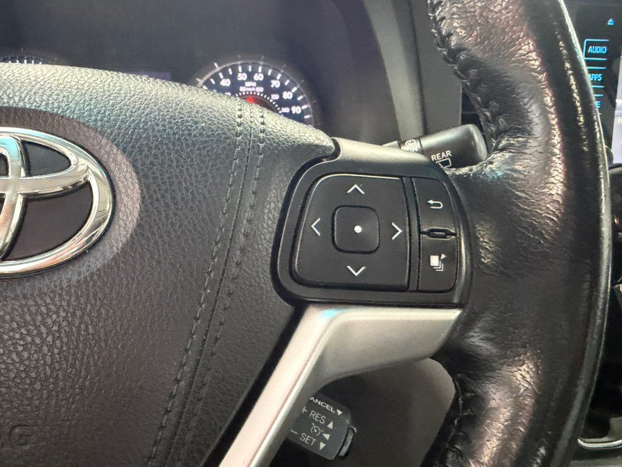 Used 2016 Toyota Sienna XLE w/ XLE Navigation Package AWD/4WD image 56