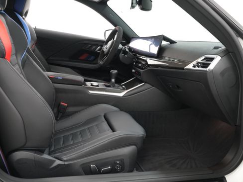 Used 2025 BMW M2 w/ Lighting Package RWD image 38