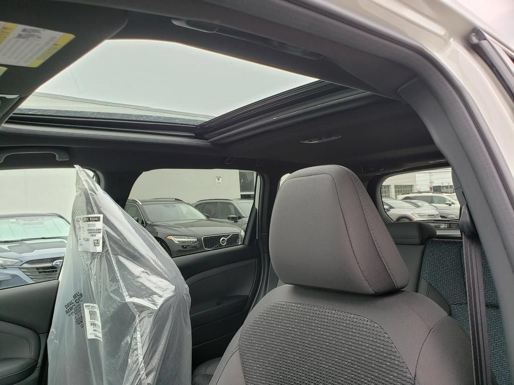 New 2026 Subaru Forester Premium AWD/4WD image 7