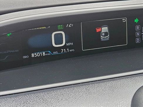 Used 2017 Toyota Prius Prime Advanced w/ Carpet Mat Package image 9