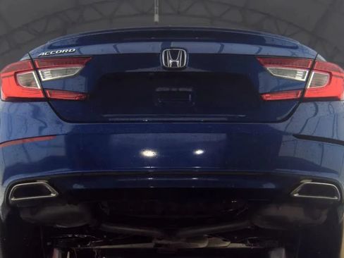Used 2019 Honda Accord Sport image 3