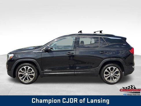 Used 2019 GMC Terrain SLT w/ Preferred Package AWD/4WD image 4