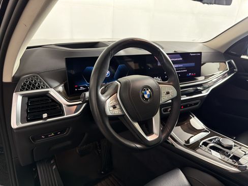 Used 2026 BMW X7 xDrive40i AWD/4WD image 4
