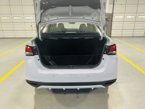 New 2025 Nissan Versa SV w/ Trunk Package image 9