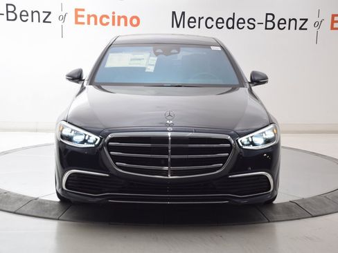 New 2025 Mercedes-Benz S 580 4MATIC Sedan image 9