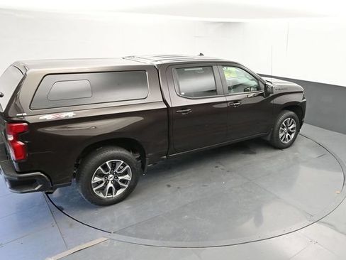 Used 2020 Chevrolet Silverado 1500 RST w/ RST Value Package AWD/4WD image 34