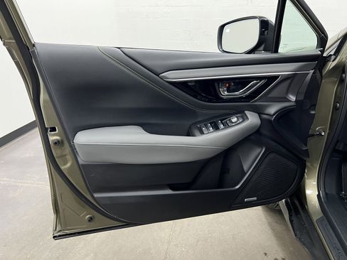 Certified 2025 Subaru Outback Onyx Edition w/ Popular Package #2 image 25