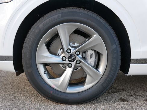 New 2026 Genesis GV70 2.5T image 3