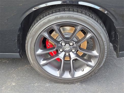 Used 2021 Dodge Challenger R/T Scat Pack w/ Plus Package image 28
